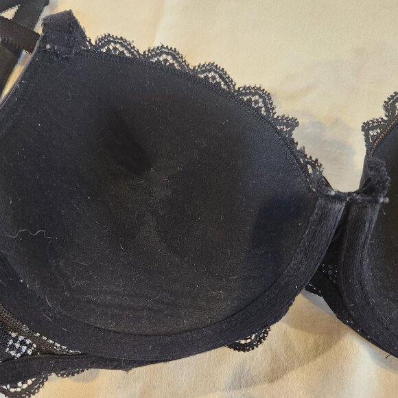 VICTORIA SECRET LACE BRA 32D BLACK - Picture 1 of 4